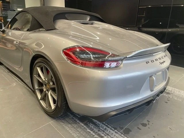 2016 Porsche 981 Boxster Spyder - Image 5 of 11