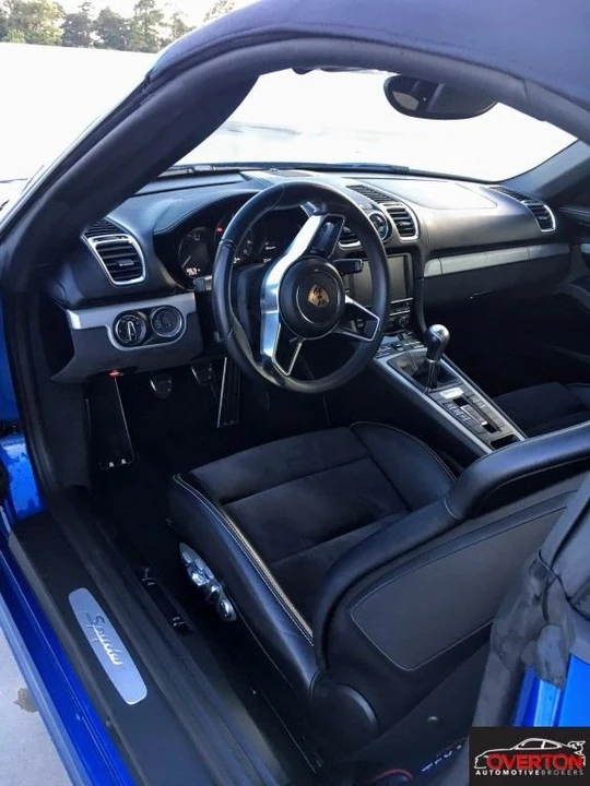 2016 Porsche 981 Boxster Spyder - Image 9 of 14
