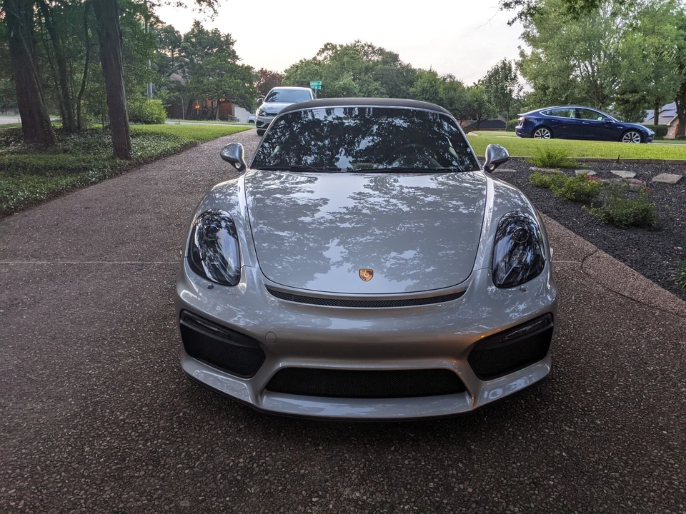 2016 Porsche 981 Boxster Spyder - Image 2 of 20