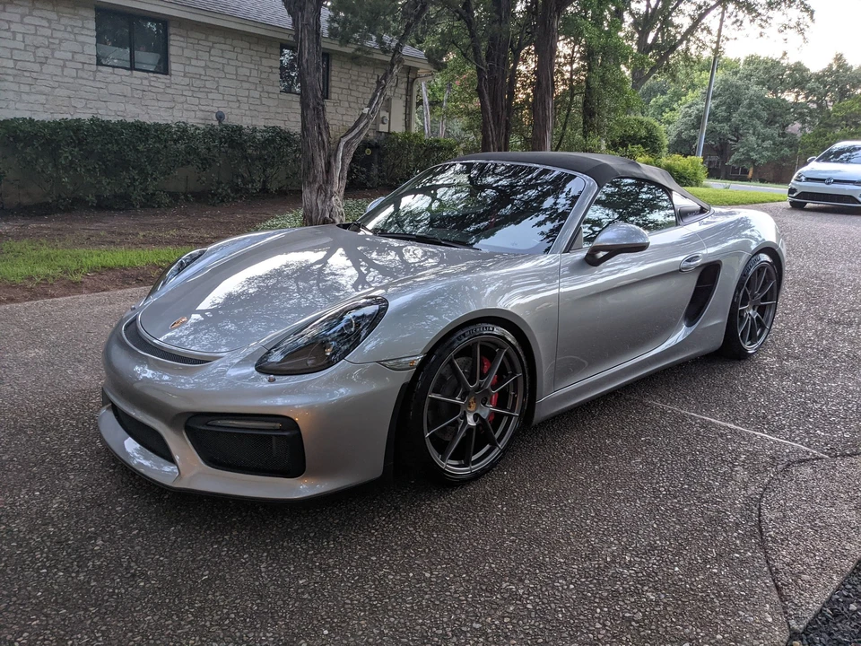 2016 Porsche 981 Boxster Spyder - Image 3 of 20
