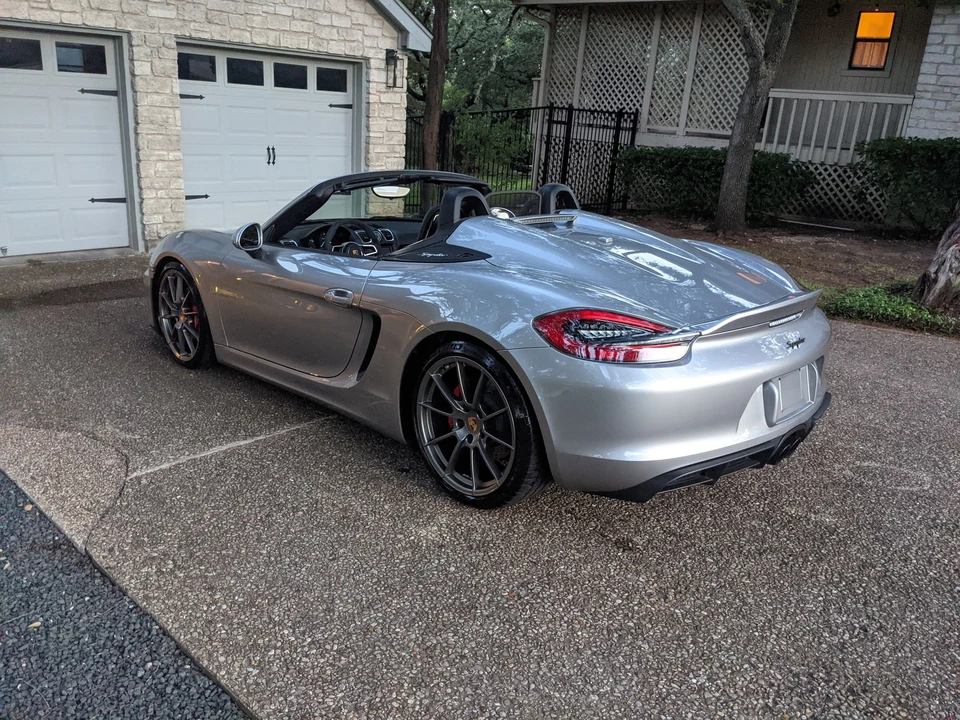 2016 Porsche 981 Boxster Spyder - Image 13 of 20