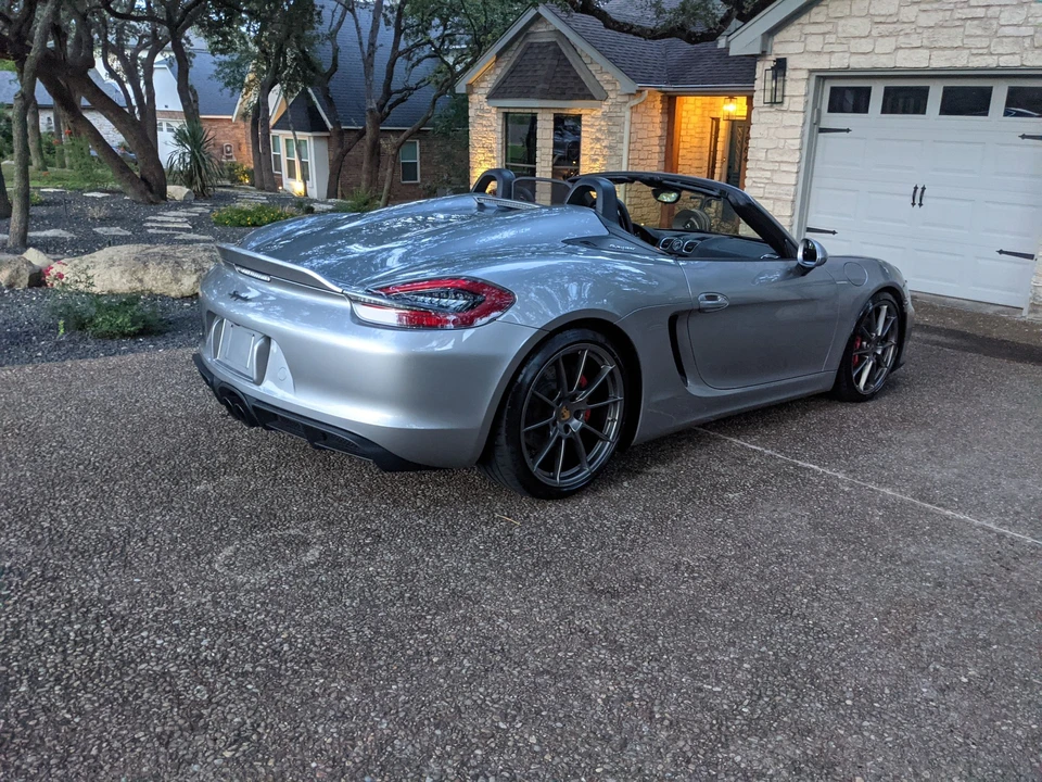 2016 Porsche 981 Boxster Spyder - Image 15 of 20