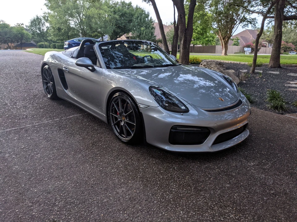 2016 Porsche 981 Boxster Spyder - Image 17 of 20