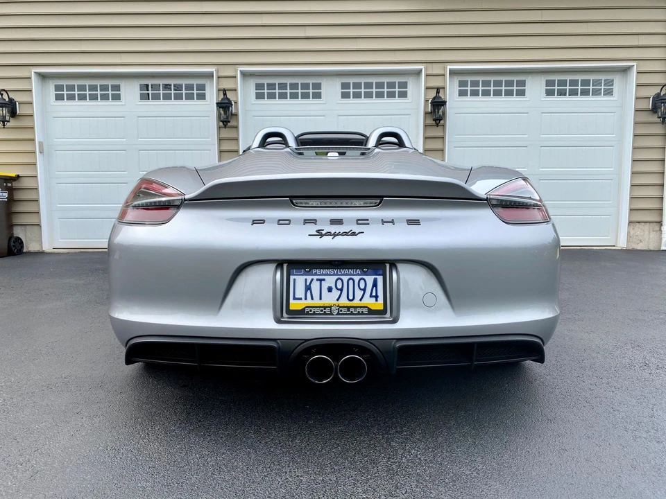 2016 Porsche 981 Boxster Spyder - Image 7 of 31