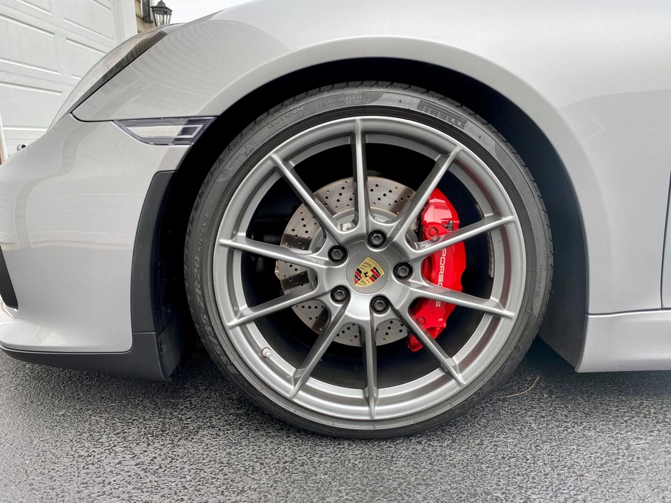 2016 Porsche 981 Boxster Spyder - Image 17 of 31