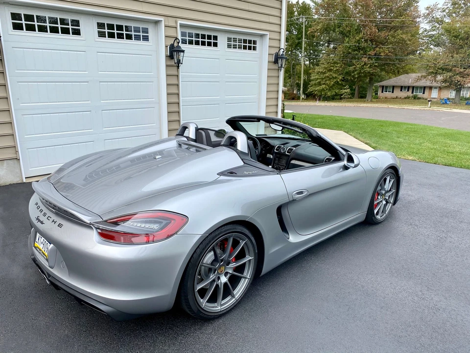 2016 Porsche 981 Boxster Spyder - Image 4 of 31