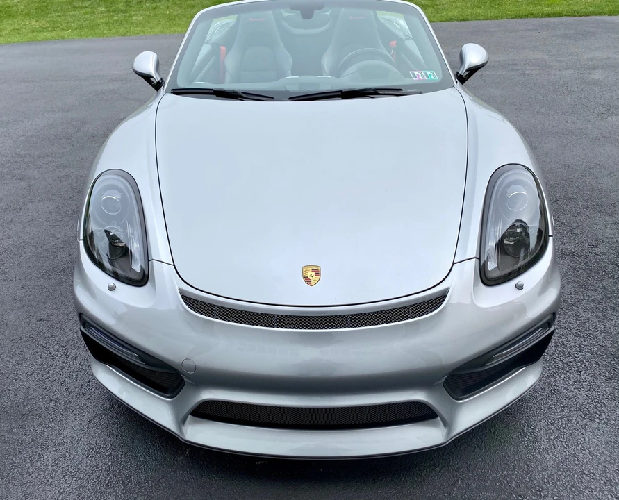 2016 Porsche 981 Boxster Spyder - Image 11 of 31