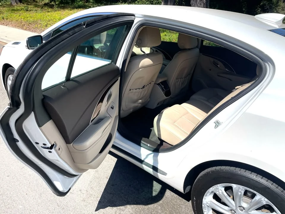 2016 Buick LaCrosse - Image 16 of 17