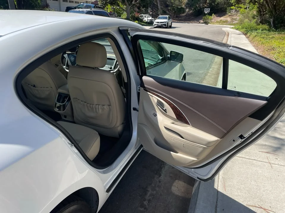 2016 Buick LaCrosse - Image 14 of 17