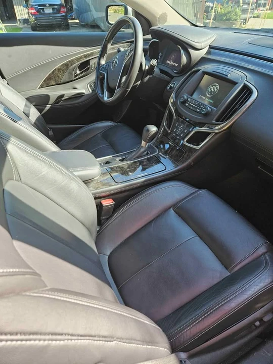 2016 Buick LaCrosse - Image 8 of 10