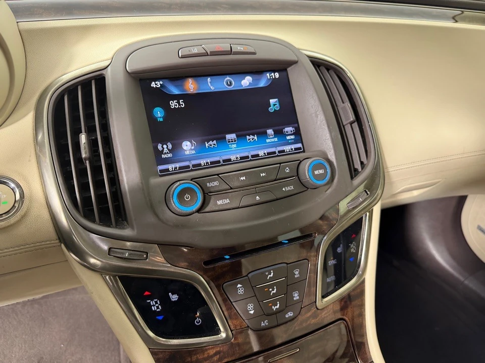 2016 Buick LaCrosse - Image 15 of 21