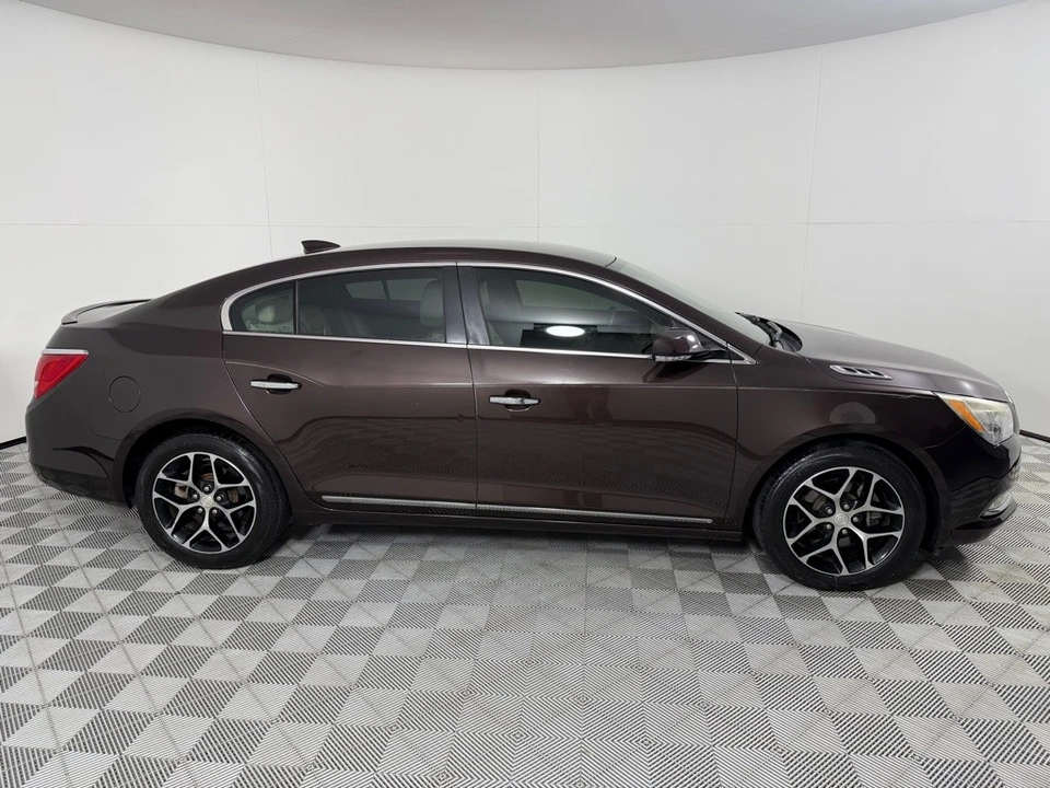 2016 Buick LaCrosse - Image 4 of 21
