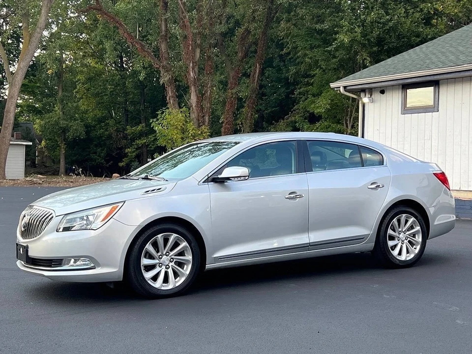 2016 Buick LaCrosse - Image 10 of 21