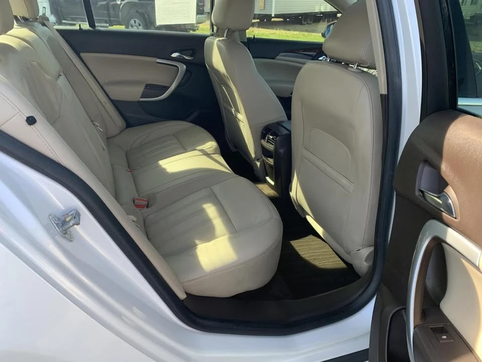 2016 Buick Regal - Image 9 of 16