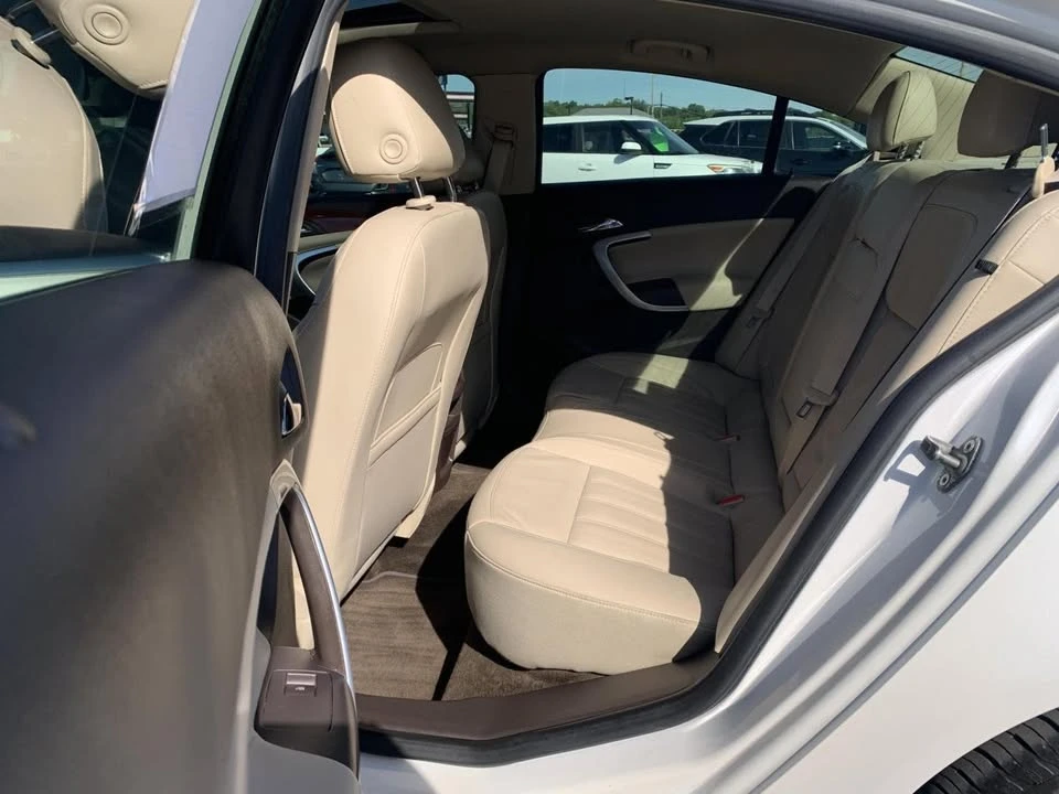 2016 Buick Regal - Image 11 of 16