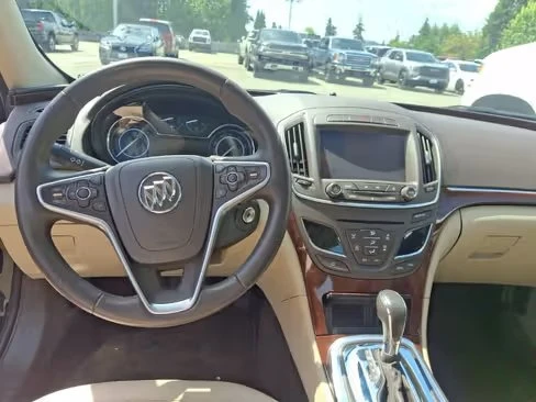 2016 Buick Regal - Image 13 of 15