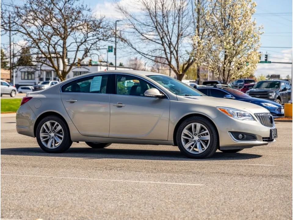 2016 Buick Regal - Image 6 of 19