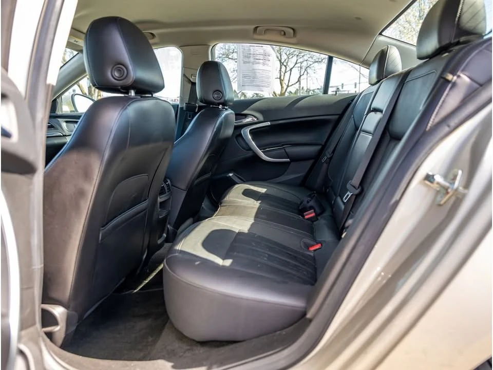 2016 Buick Regal - Image 12 of 19