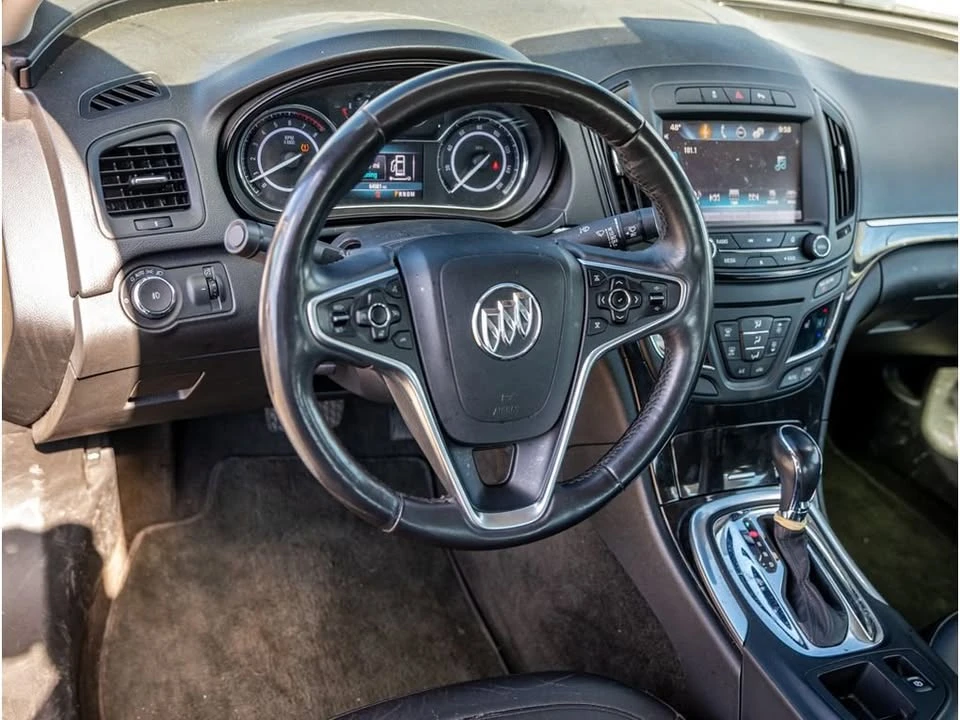 2016 Buick Regal - Image 10 of 19