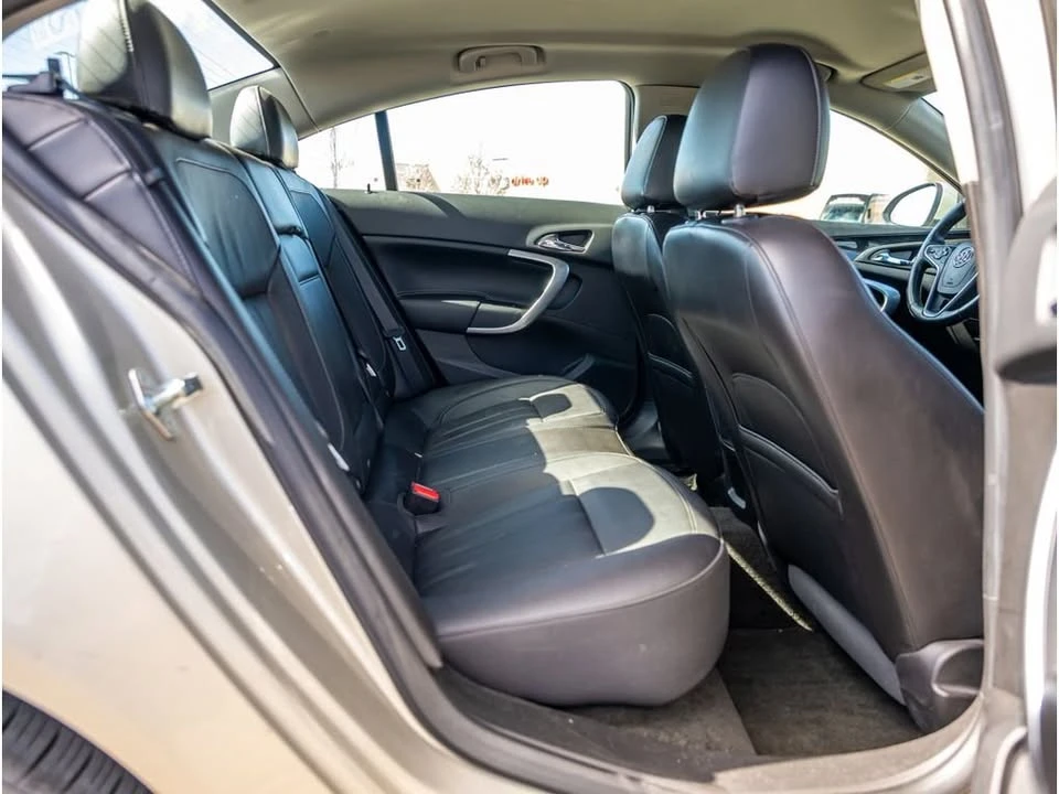 2016 Buick Regal - Image 14 of 19