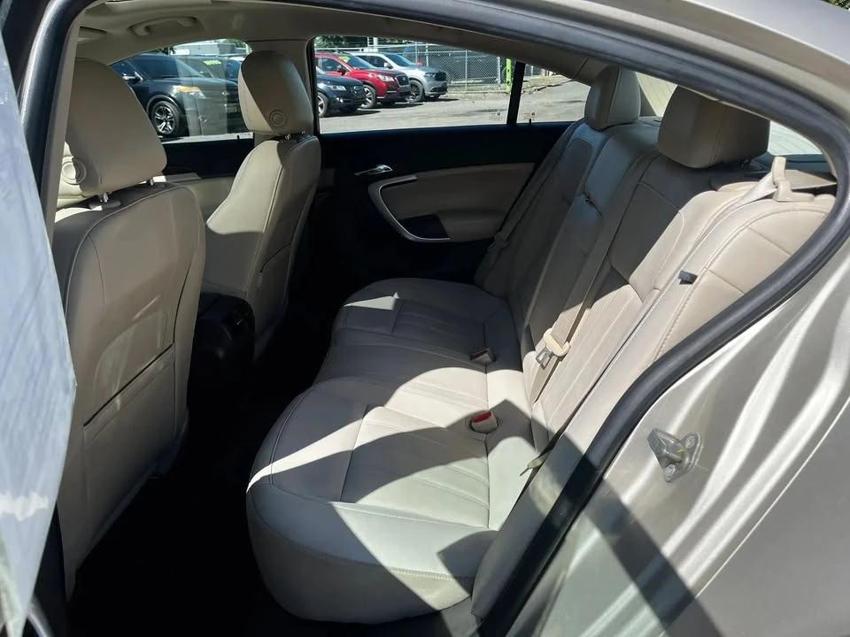 2016 Buick Regal - Image 11 of 19