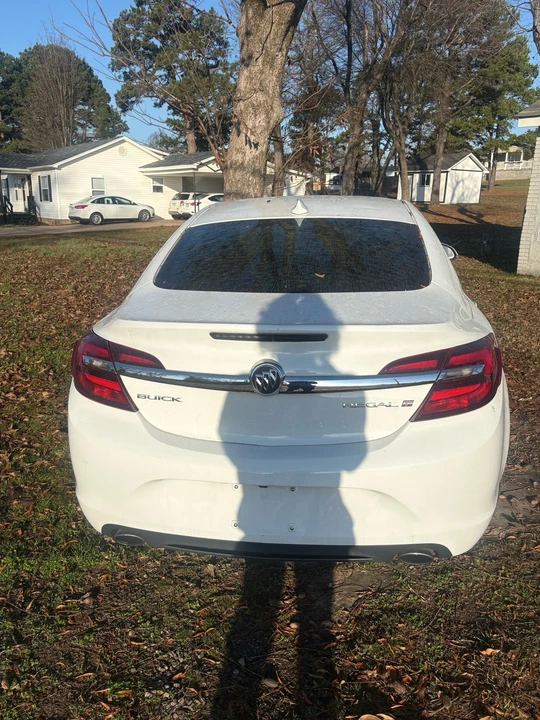 2016 Buick Regal - Image 2 of 4