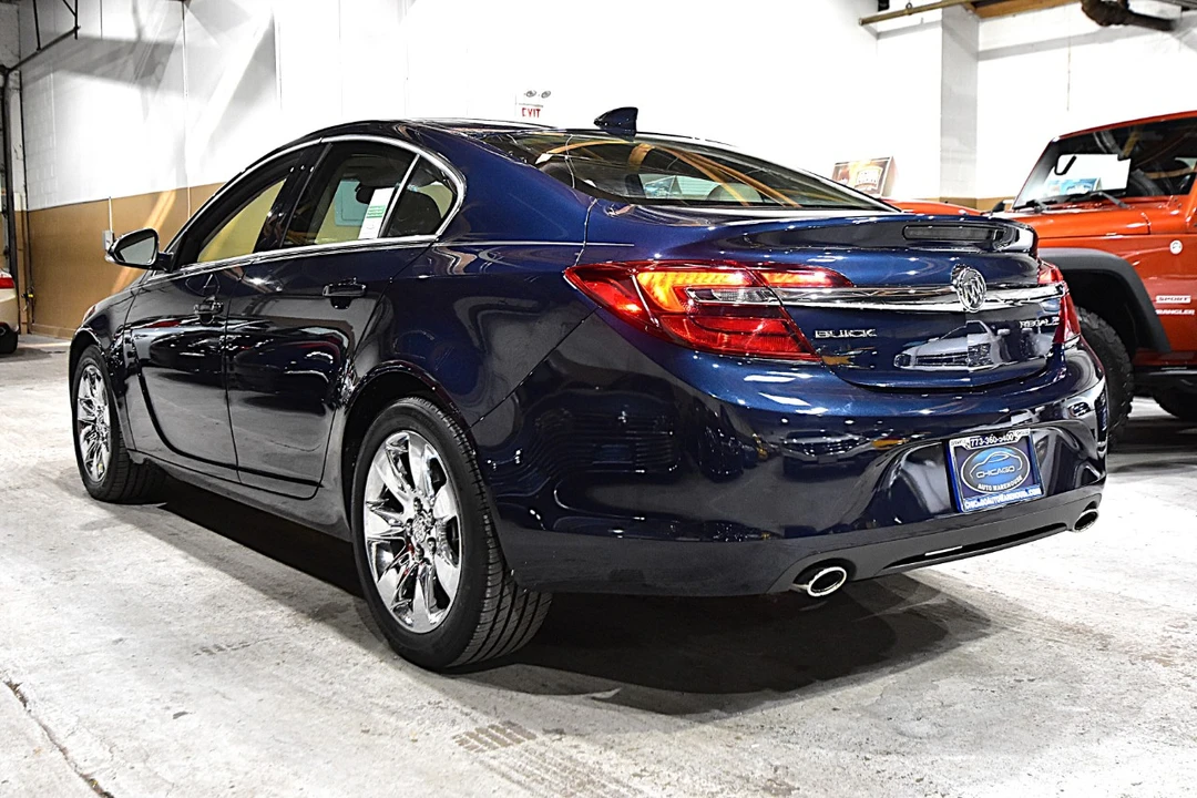 2016 Buick Regal - Image 11 of 21