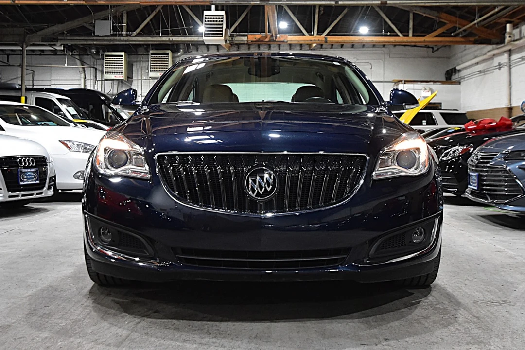 2016 Buick Regal - Image 2 of 21