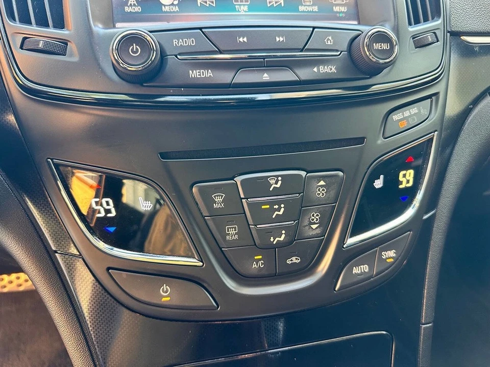 2016 Buick Regal - Image 20 of 24