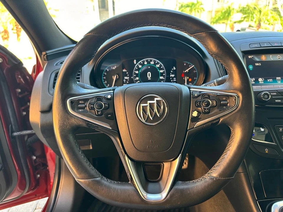 2016 Buick Regal - Image 15 of 24