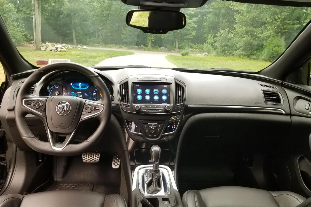 2016 Buick Regal - Image 17 of 31