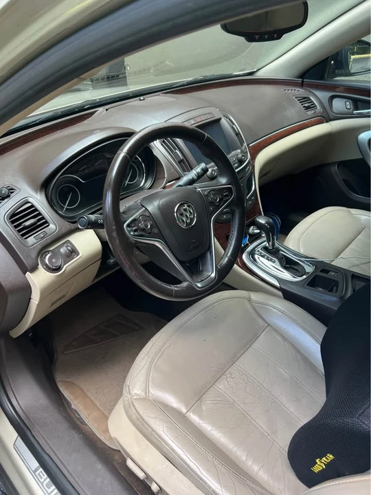 2016 Buick Regal - Image 2 of 3