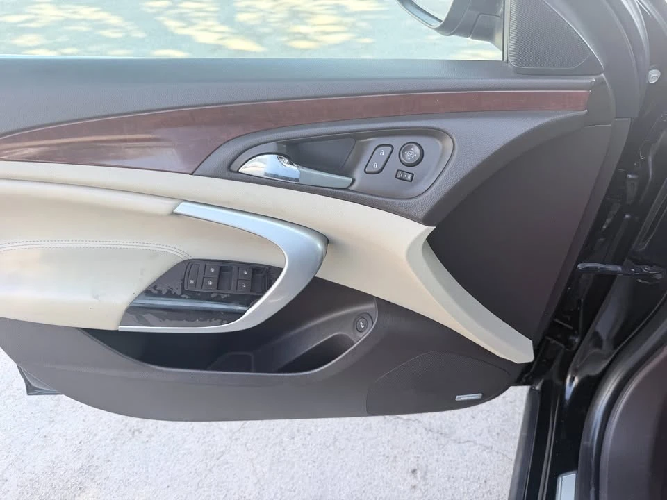 2016 Buick Regal - Image 10 of 20
