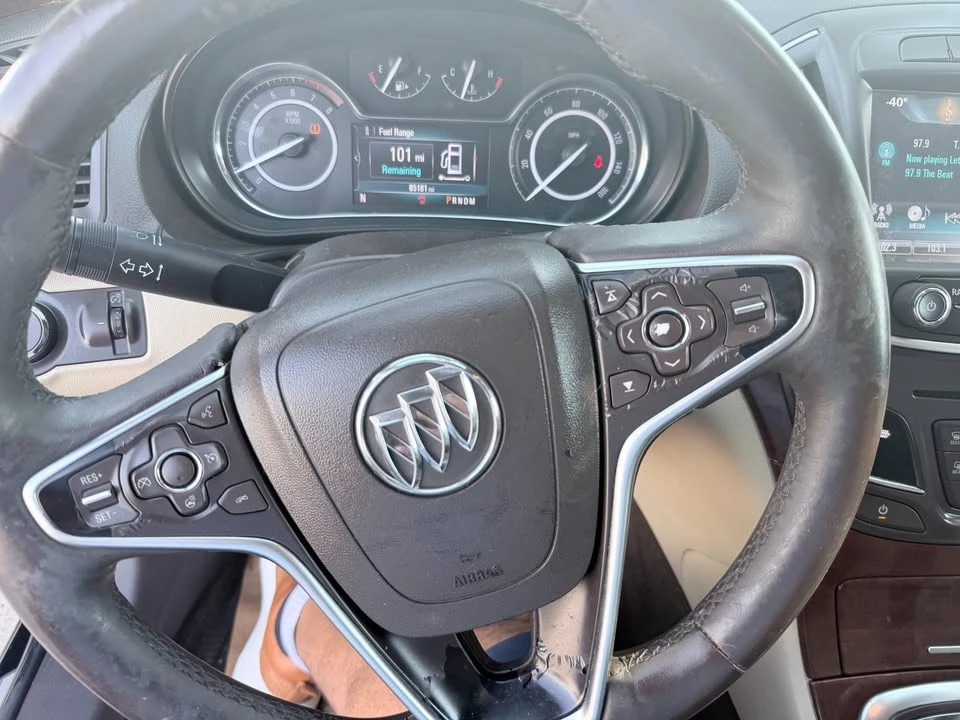 2016 Buick Regal - Image 13 of 20