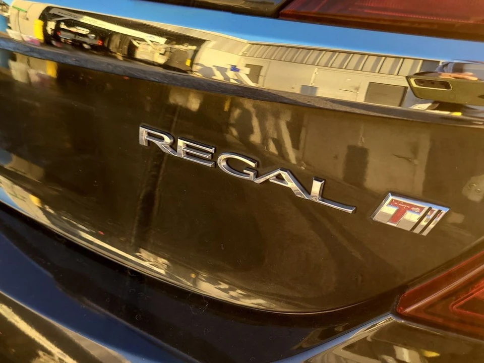 2016 Buick Regal - Image 6 of 12