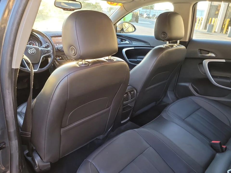 2016 Buick Regal - Image 10 of 12
