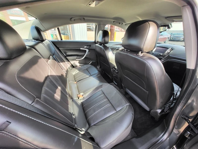2016 Buick Regal - Image 10 of 16