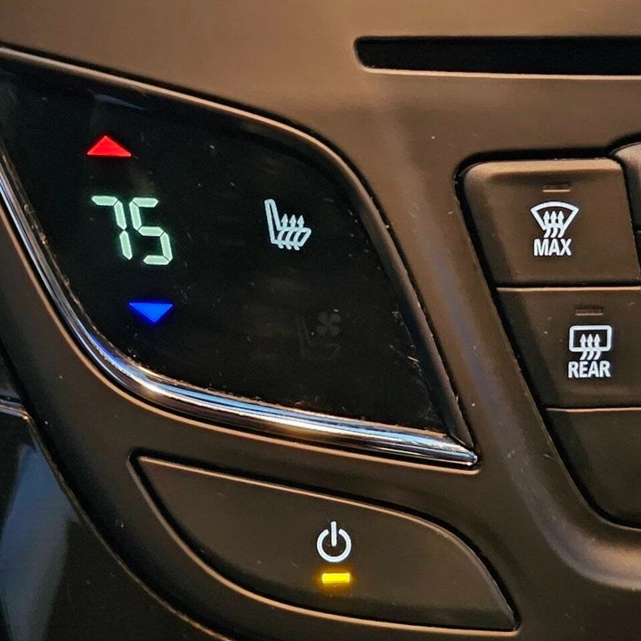 2016 Buick Regal - Image 12 of 20