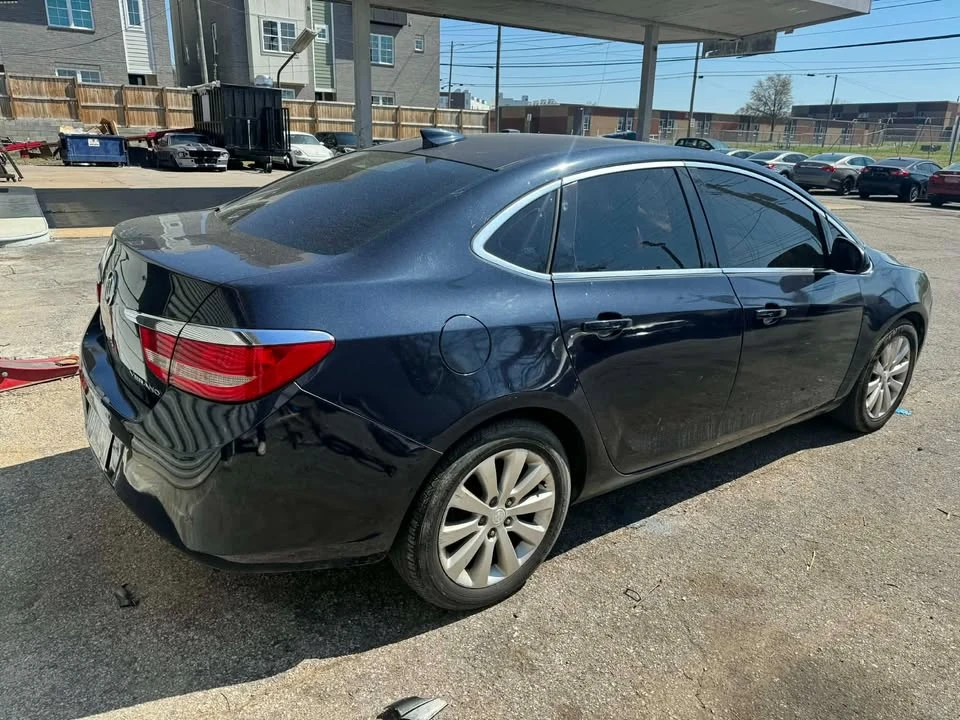 2016 Buick Verano - Image 4 of 10