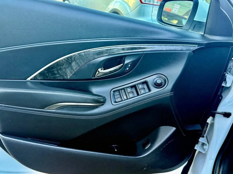 2016 Buick LaCrosse - Image 10 of 20