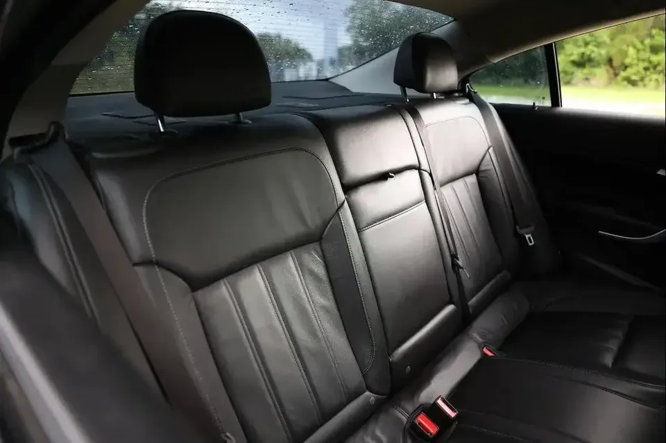 2016 Buick Regal - Image 14 of 19
