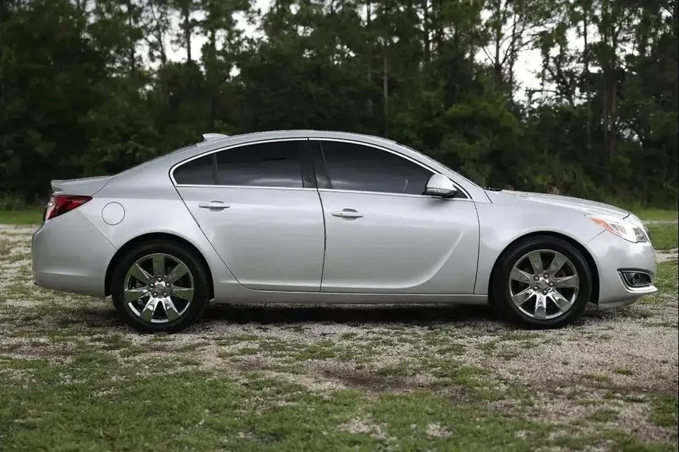 2016 Buick Regal - Image 13 of 19