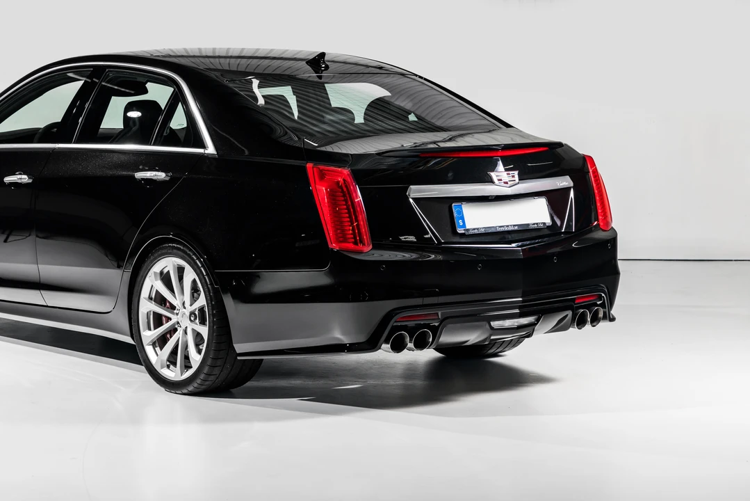 2016 Cadillac CTS-V 3rd Gen - Image 29 of 31
