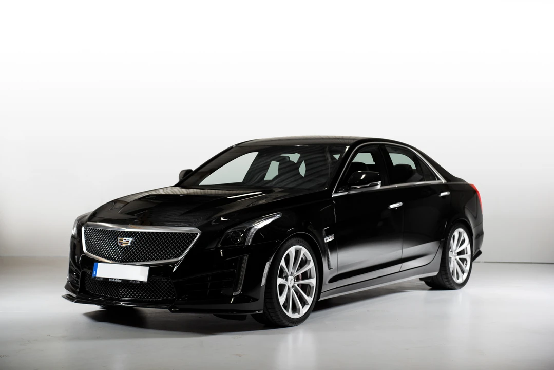 2016 Cadillac CTS-V 3rd Gen - Image 2 of 31