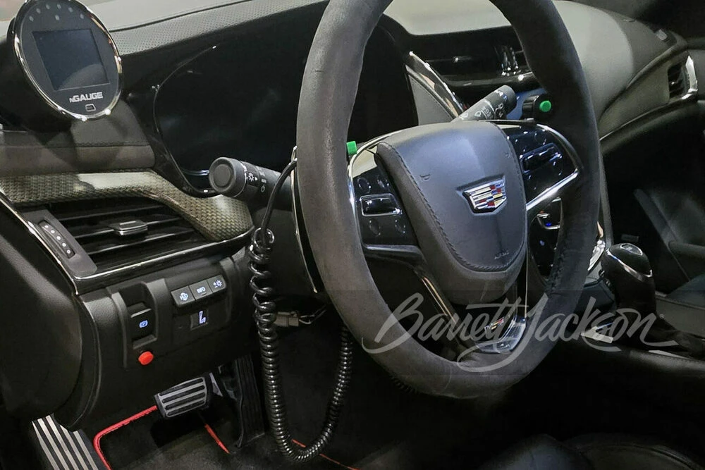 2016 Cadillac CTS-V 3rd Gen - Image 4 of 8