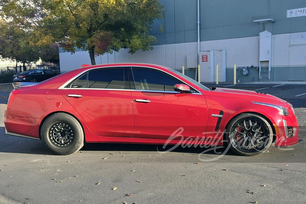 2016 Cadillac CTS-V 3rd Gen - Image 5 of 8