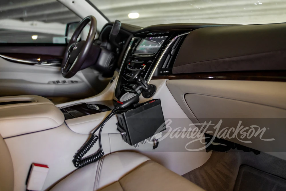 2016 Cadillac Escalade 4th Gen - Image 3 of 18
