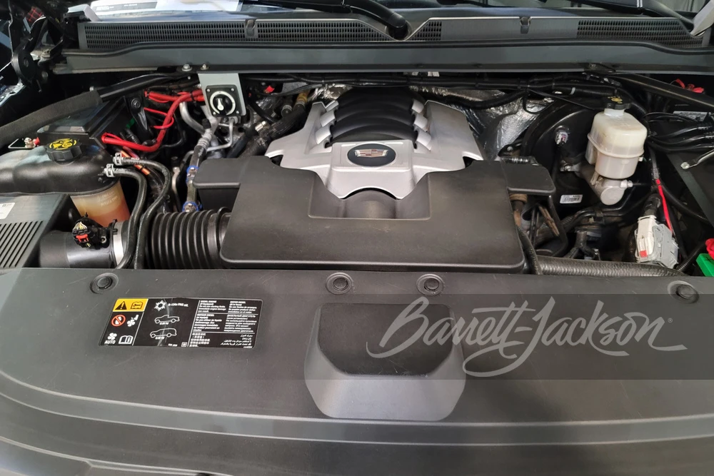 2016 Cadillac Escalade 4th Gen - Image 12 of 18