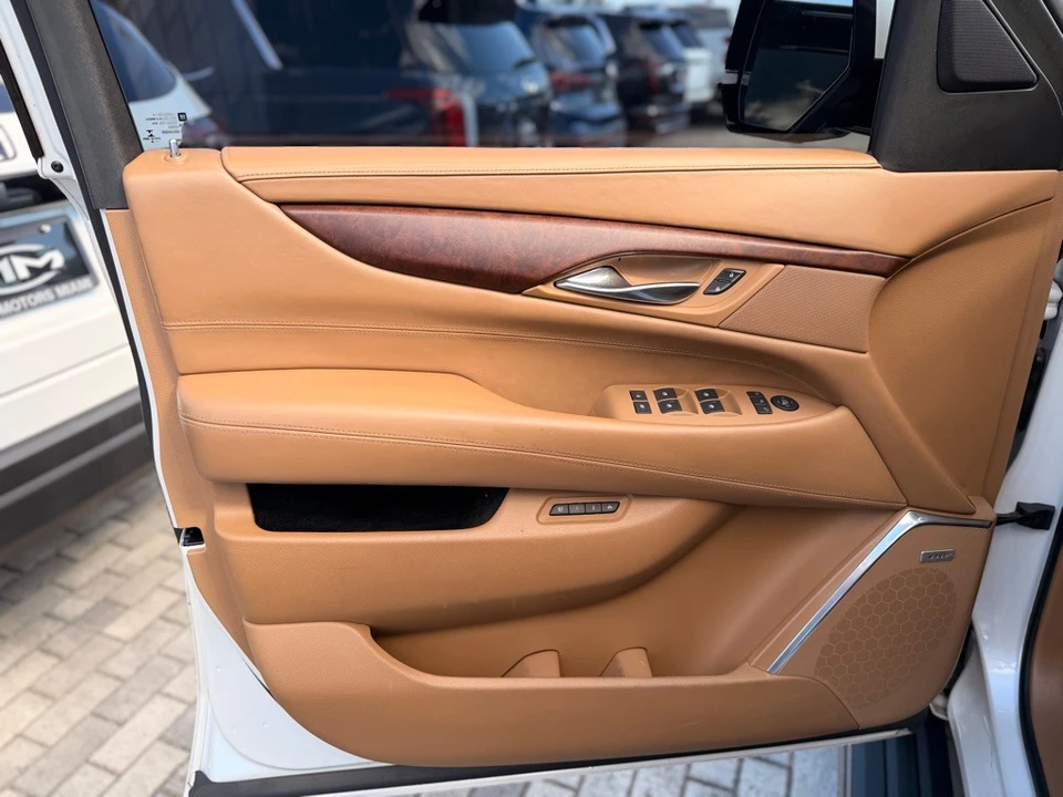 2016 Cadillac Escalade 4th Gen - Image 10 of 21