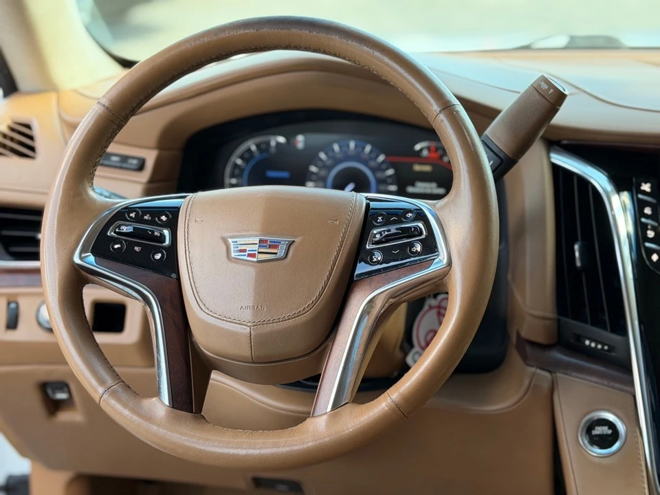 2016 Cadillac Escalade 4th Gen - Image 13 of 21